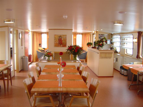 Dining area on the Iris