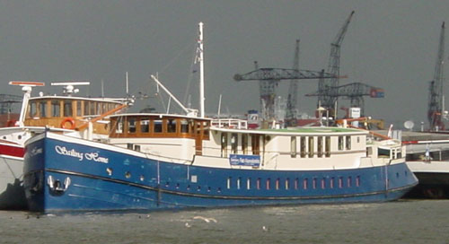 Sailing Home Ships
