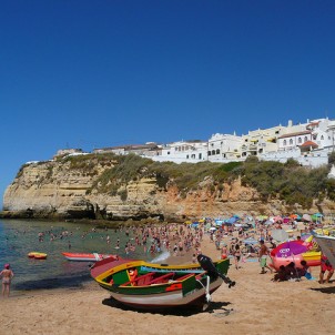 Algarve, Portugal. Photo via Flickr:Reservasdecoches.com