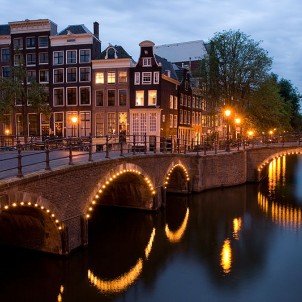 Amsterdã a Bruxelas
