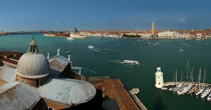 View of Piazza San Marco - photo courtesy of Wikimedia Commons:Tango7174