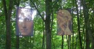 Silk screens in the park behind the Clos Luce Manor House. Photo by Zeist85 via Wikimedia Commons
