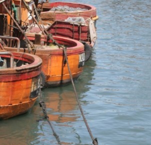 Le Pera, Spain. Photo via Creative Commons