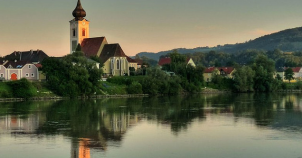 On the Danube above the town of Melk - Photo by joiseyshowaa via Flickr
