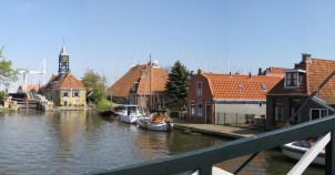 The Zijlroede - a small channel in Hindeloopen - photo by Wutsje