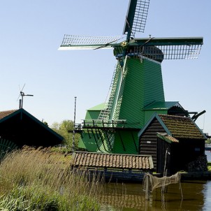 Windmills at the Zaanse Schans of course! Photo via Flickr:Alex Scarcella:httpwwwccworldit