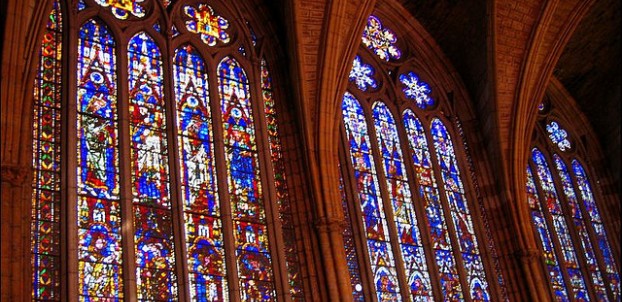 Stained-glass windows in the Cathedral of Leon - photo via flickr:guillenperez