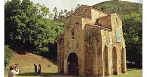 Pre-Romanesque Church of San Miguel de Lilo in Oviedo - photo by Magdalena Piotrowska