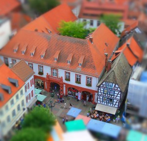 Neustadt an der Weinstrasse. Photo via Flickr:rolohauck