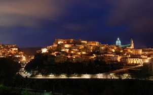 Ragusa at night. Photo via Flickr:Phantom65