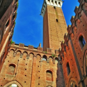 Siena - photo via Flickr:Usce