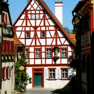 Example of Bavarian architecture. Photo via Flickr:Barock Schloss
