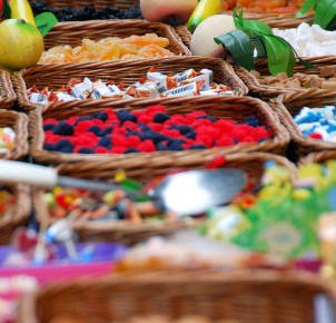 Candy from Budapest's popular shopping Vaci Street. Photo via Flickr:tinoubao