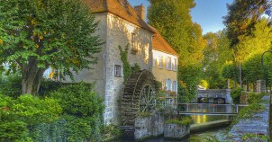 Nemours - the Seine and Marne Rivers - photo via Flickr:@lain G