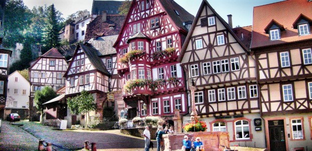 Miltenberg - photo via Flickr:yilmaz ovunc
