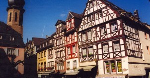 Marktplatz in Cochem - photo via Flickr:roger4336