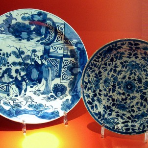 Delftware - photo by PHGCOM via Wikimedia Commons