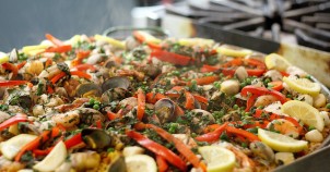 Seafood paella - photo via Flickr:Mccun934