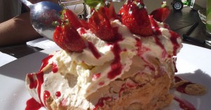 Pavlova is a very traditional dessert in New Zealand!  Photo via Flickr:jem